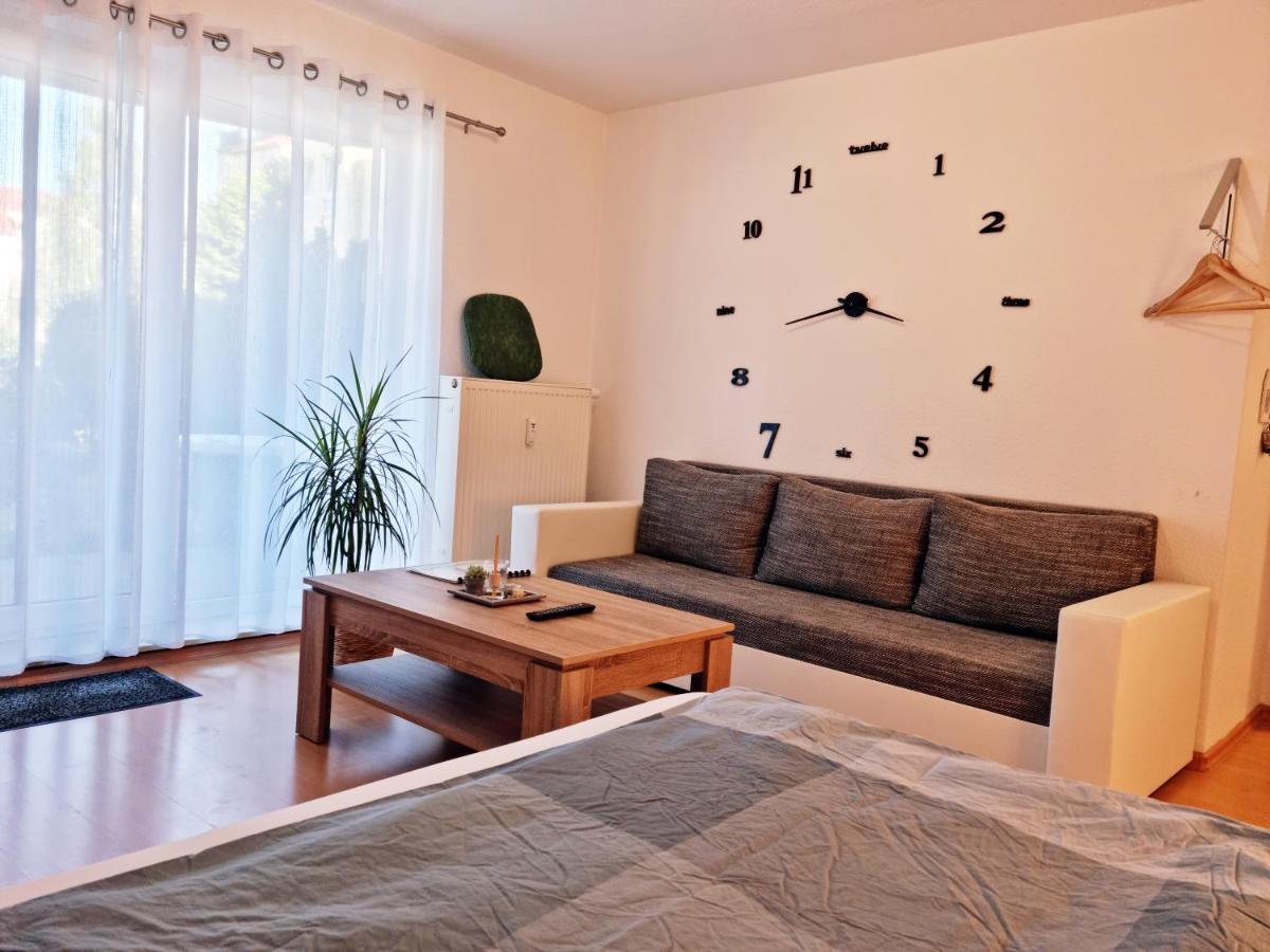 Brise Business Apartment Nahe Leipziger Messe - Porsche - Bmw - Dhl - Wlan - Parkplatz - Business Travelers Only Buitenkant foto