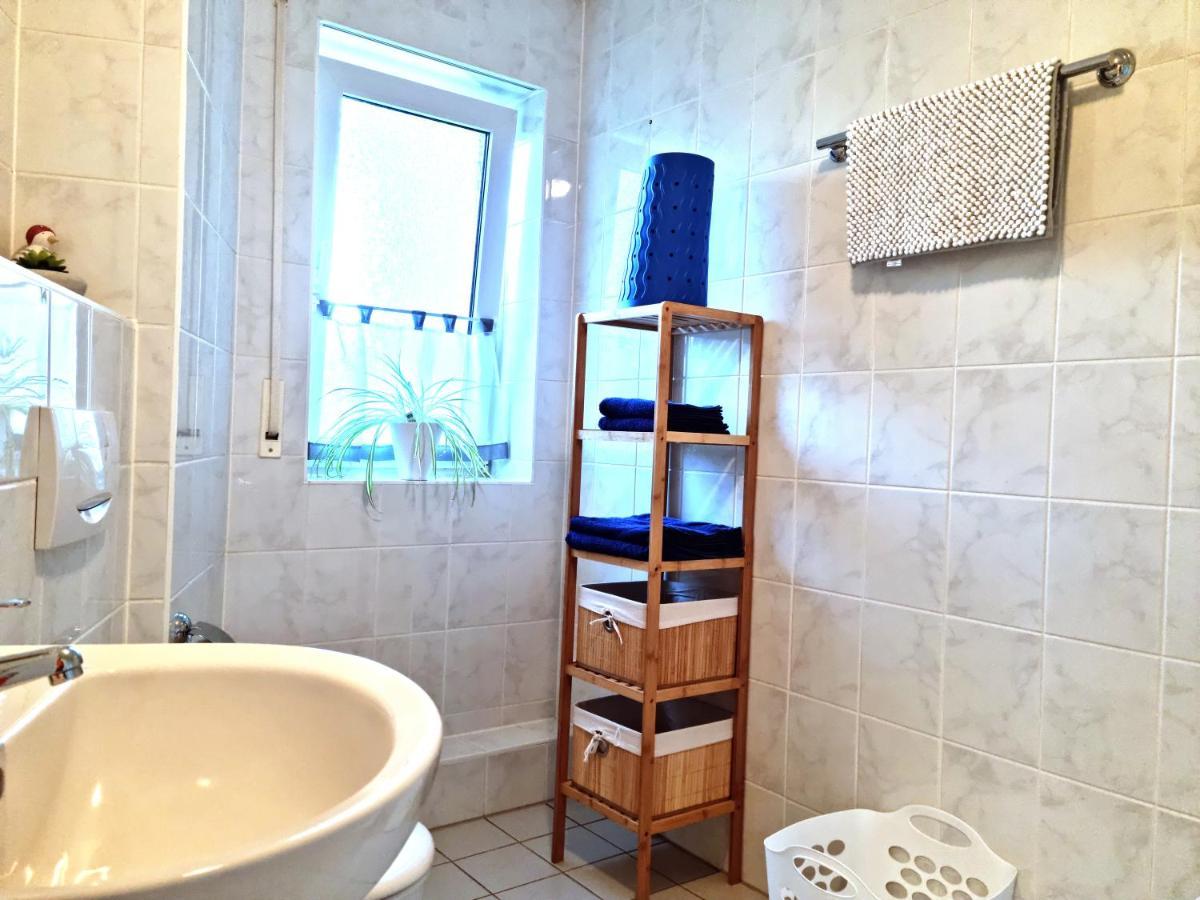 Brise Business Apartment Nahe Leipziger Messe - Porsche - Bmw - Dhl - Wlan - Parkplatz - Business Travelers Only Buitenkant foto