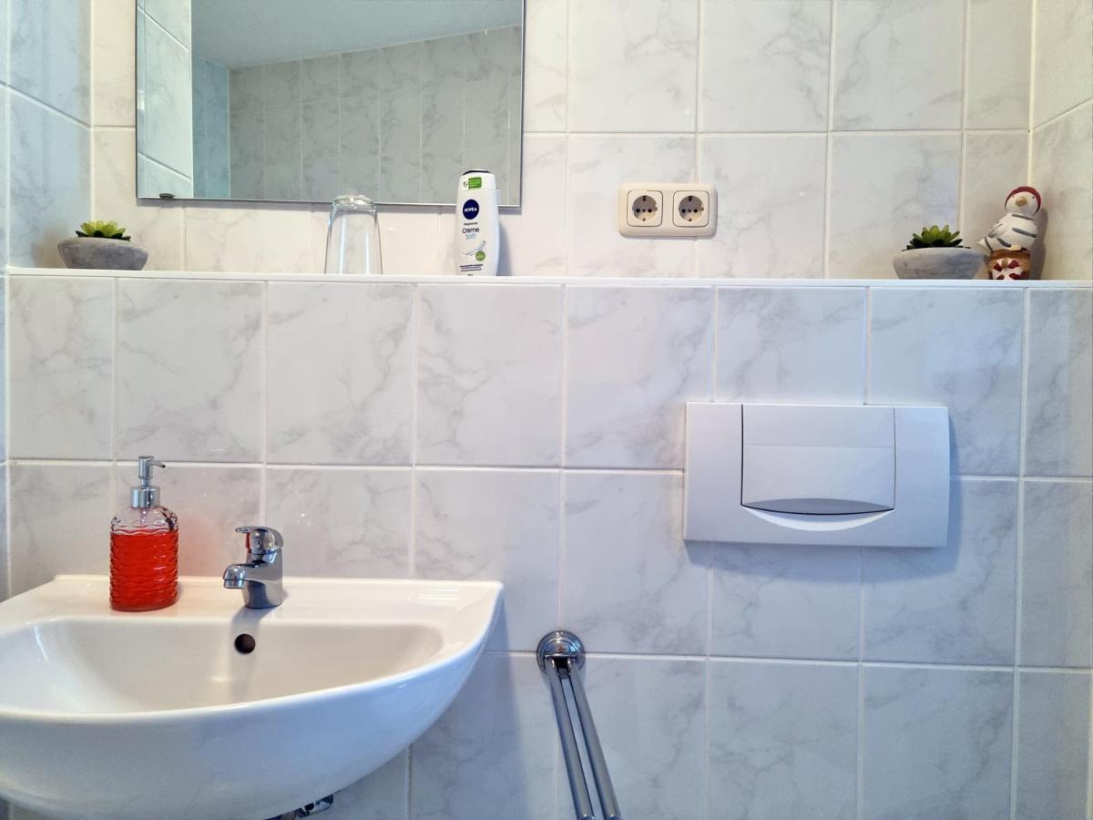 Brise Business Apartment Nahe Leipziger Messe - Porsche - Bmw - Dhl - Wlan - Parkplatz - Business Travelers Only Buitenkant foto